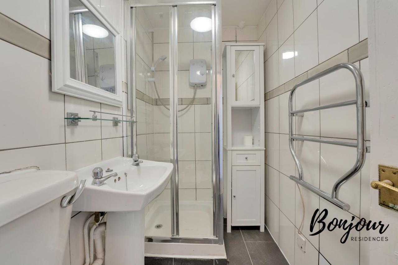 Charming 2br-1ba By Bonjour Residences
