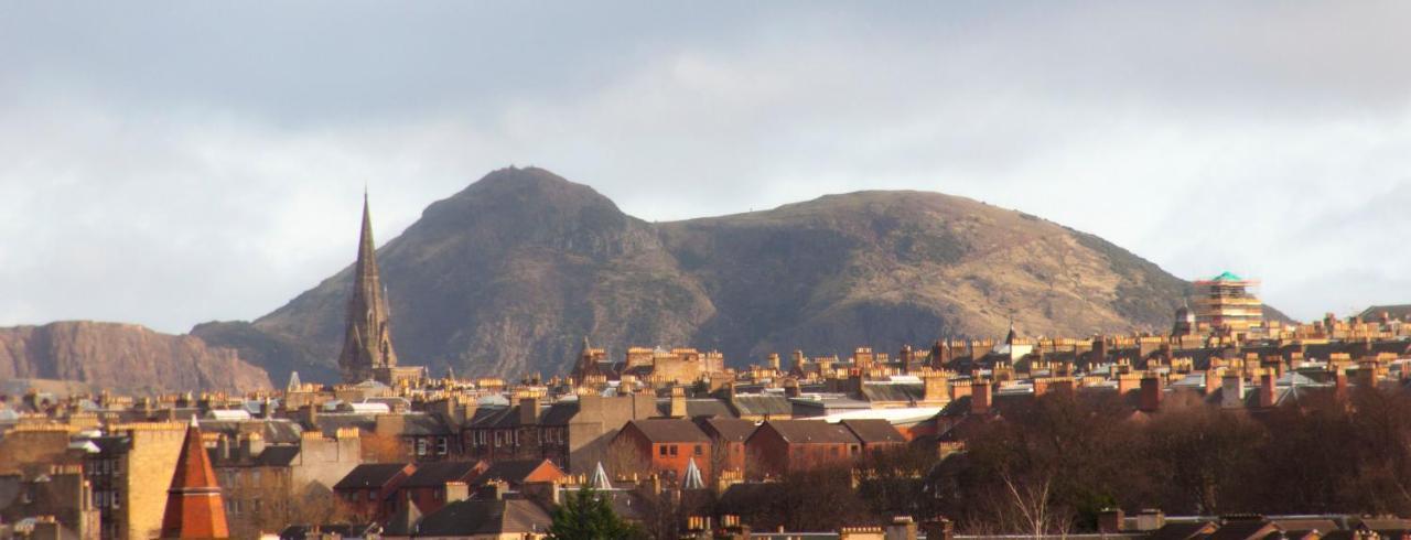 Stunning Castle View Apartment EDI