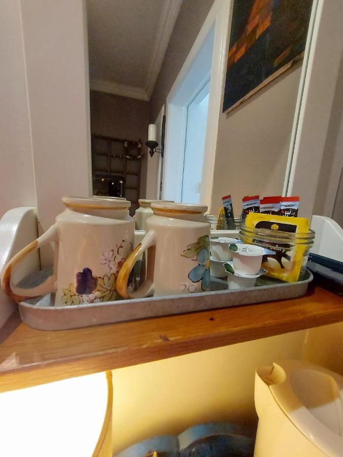 Edinburgh's Dean Village River View Retreat Bed & Breakfast *