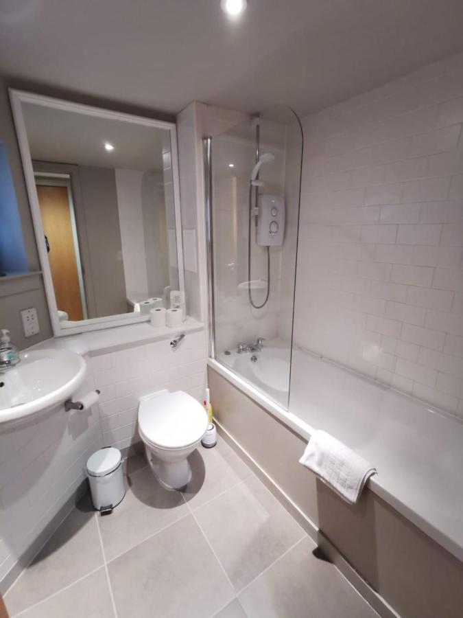 Bright Modern - Royal Mile Apartment Edinburgh