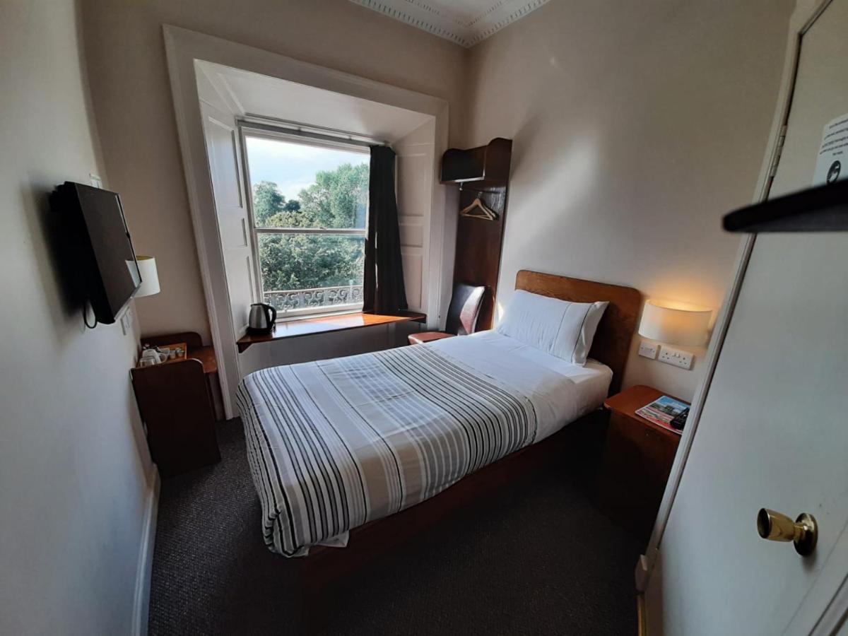 Adelphi Guest house Edinburgh
