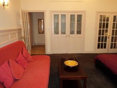 Palace Residential Lets Apartment *