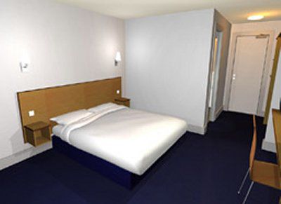 Travelodge Queen Street Hotel