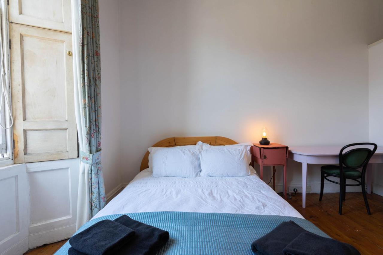 5-bedroom Flat Apartment EDI