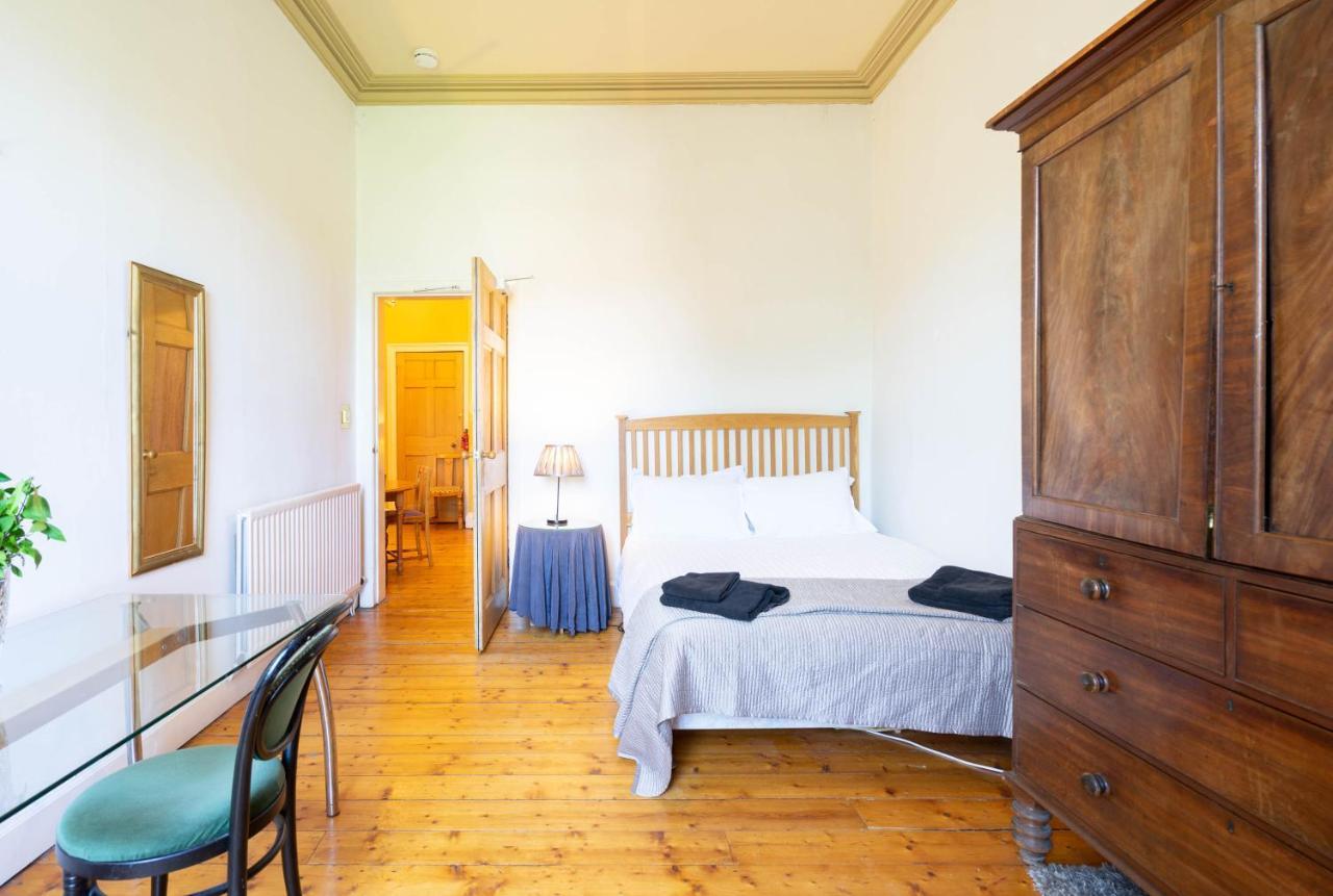 5-bedroom Flat Apartment EDI