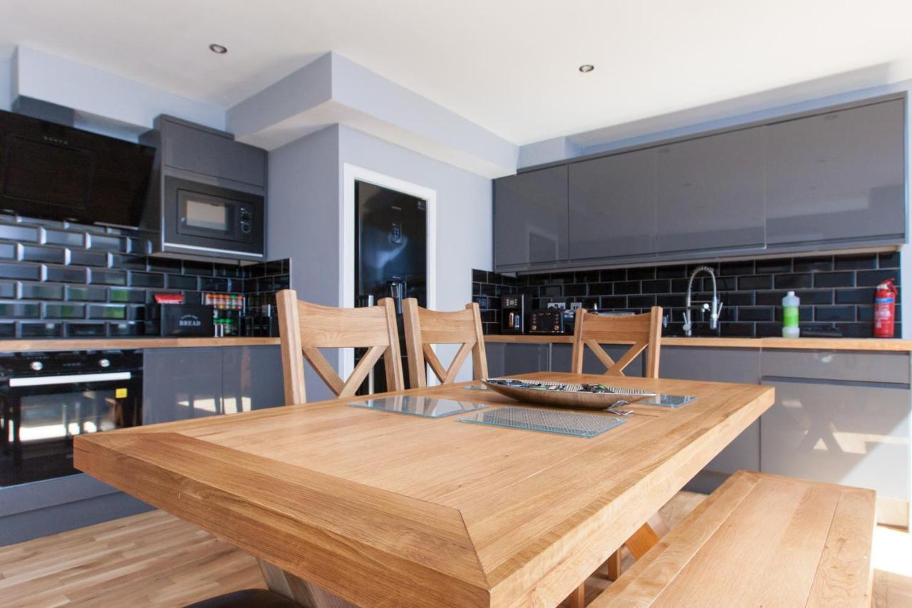 Holiday home Luxury Arthur Seat Viewtownhouse With A Hot Tub Edinburgh