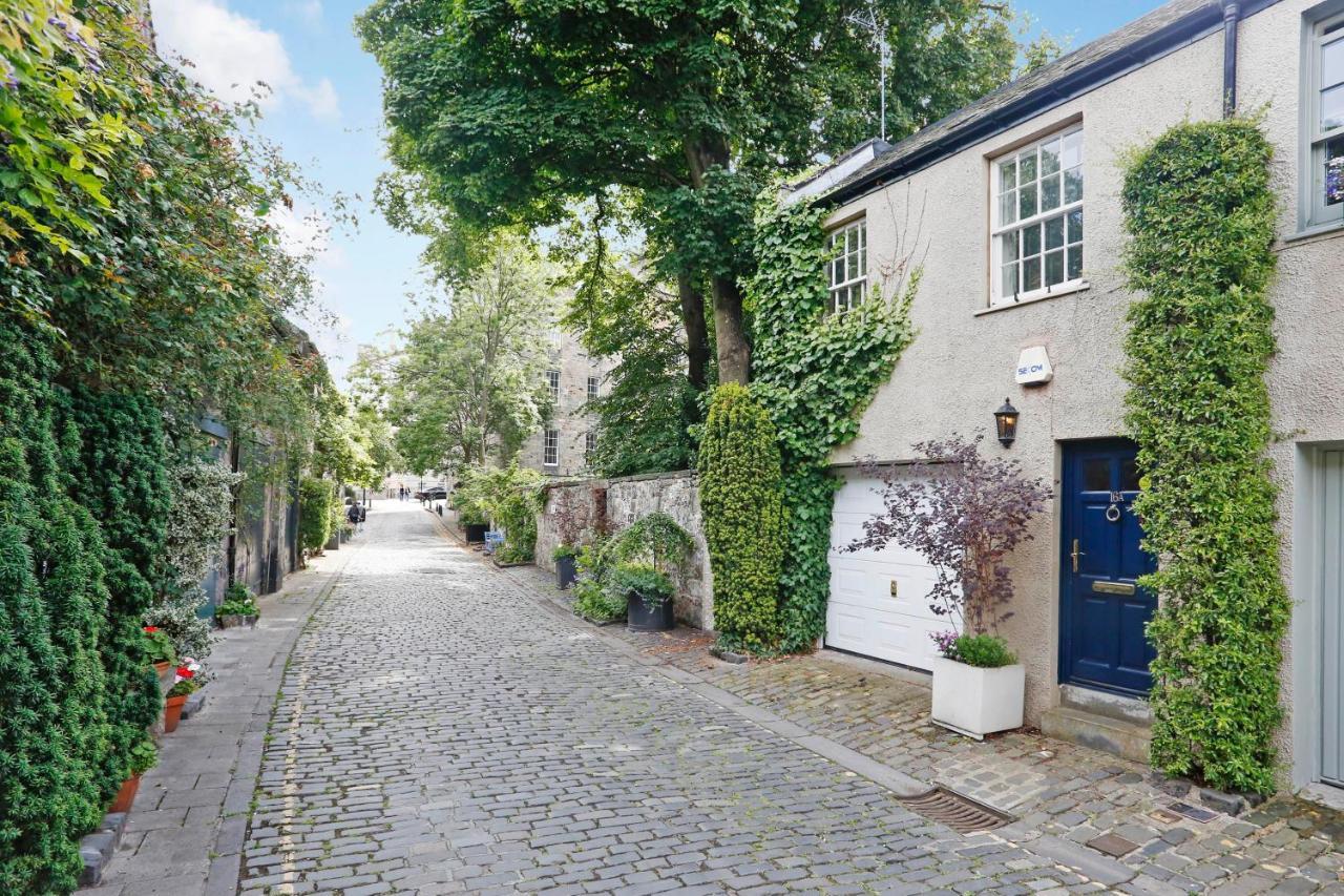 Apartment Mews