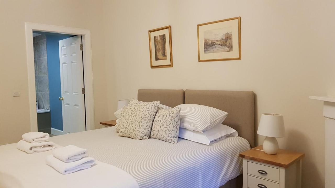 Gorgeous 3-bedroom Edinburgh
