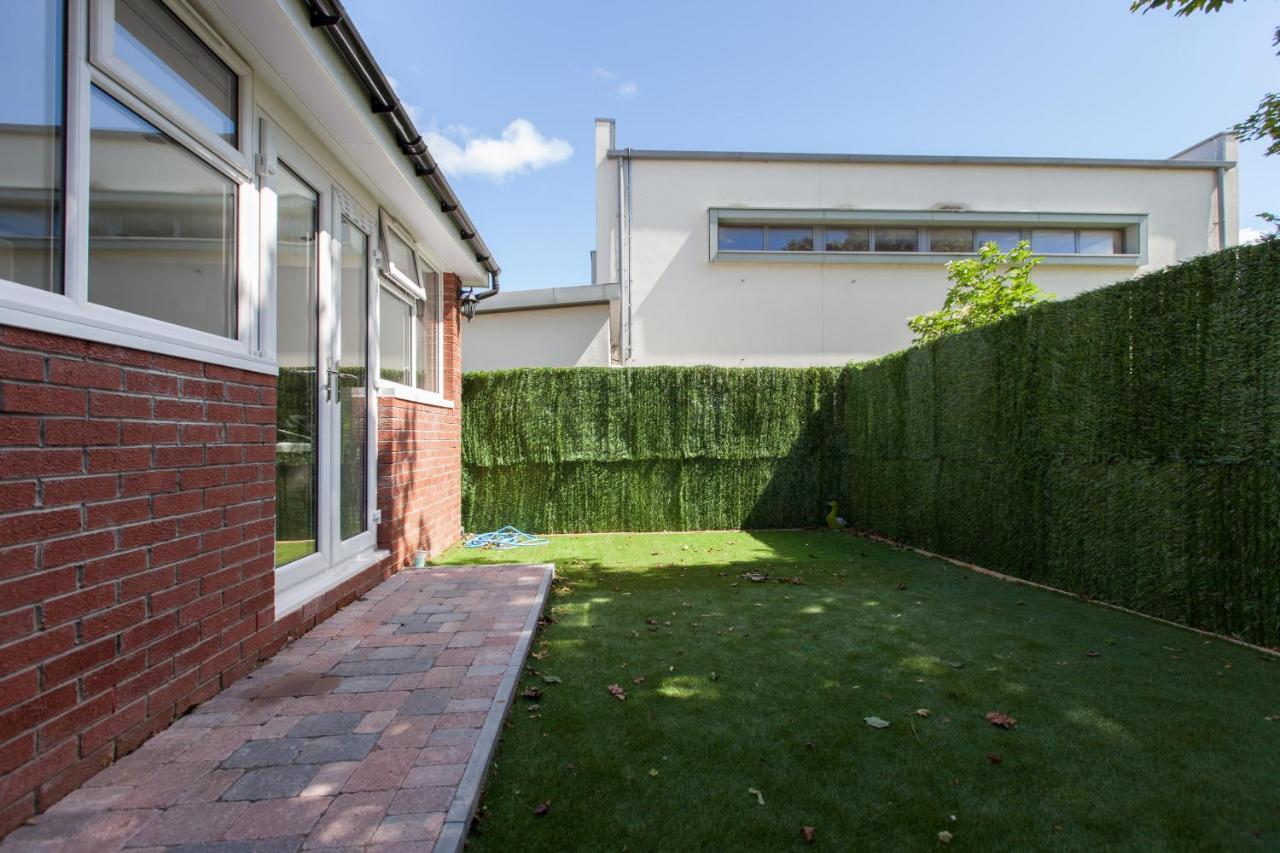 Luxury Arthur Seat Viewtownhouse With A Hot Tub Holiday home