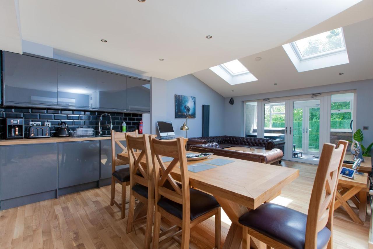 Luxury Arthur Seat Viewtownhouse With A Hot Tub * Edinburgh