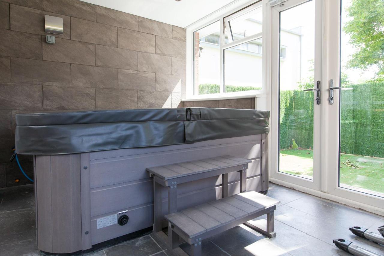 Luxury Arthur Seat Viewtownhouse With A Hot Tub Edinburgh