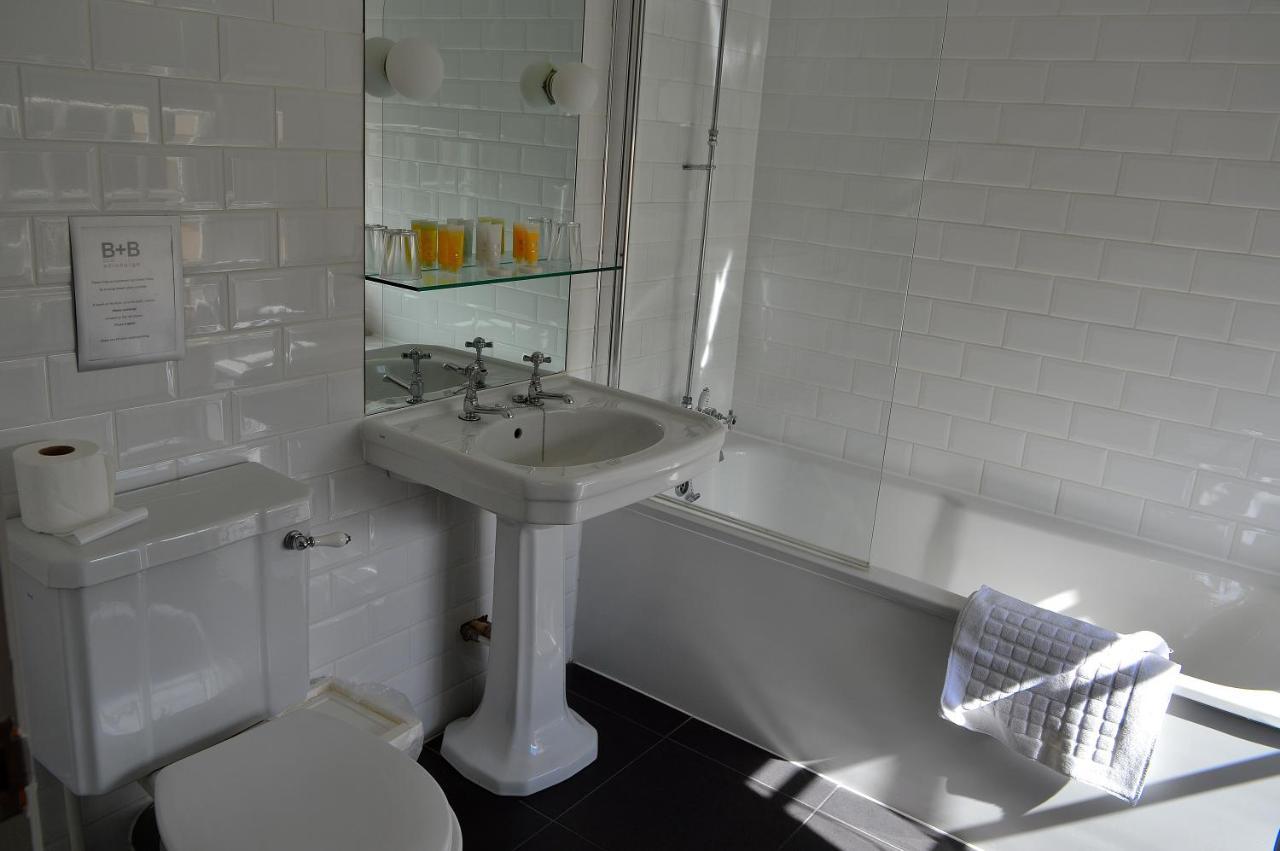 B+B Edinburgh Hotel 4*