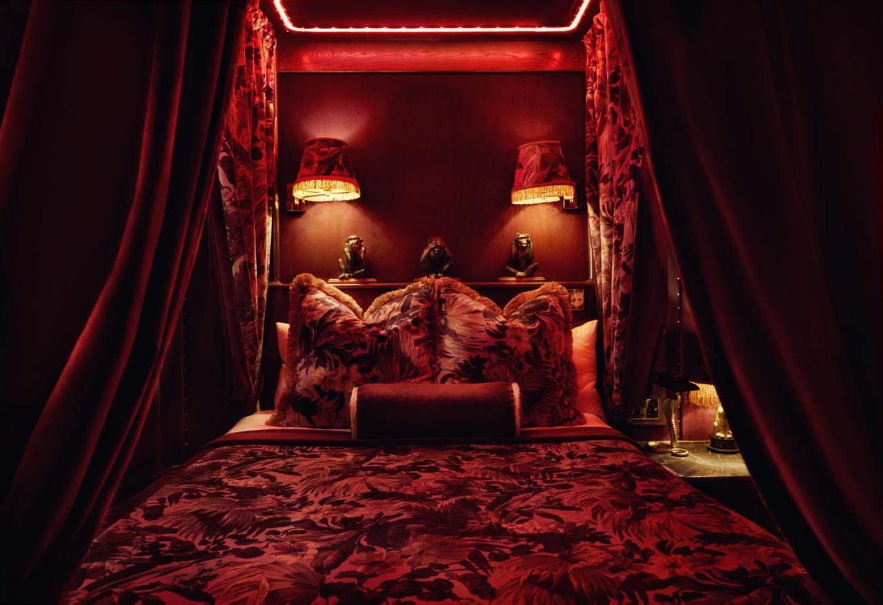 House Of Gods Royal Mile Hotel 4*