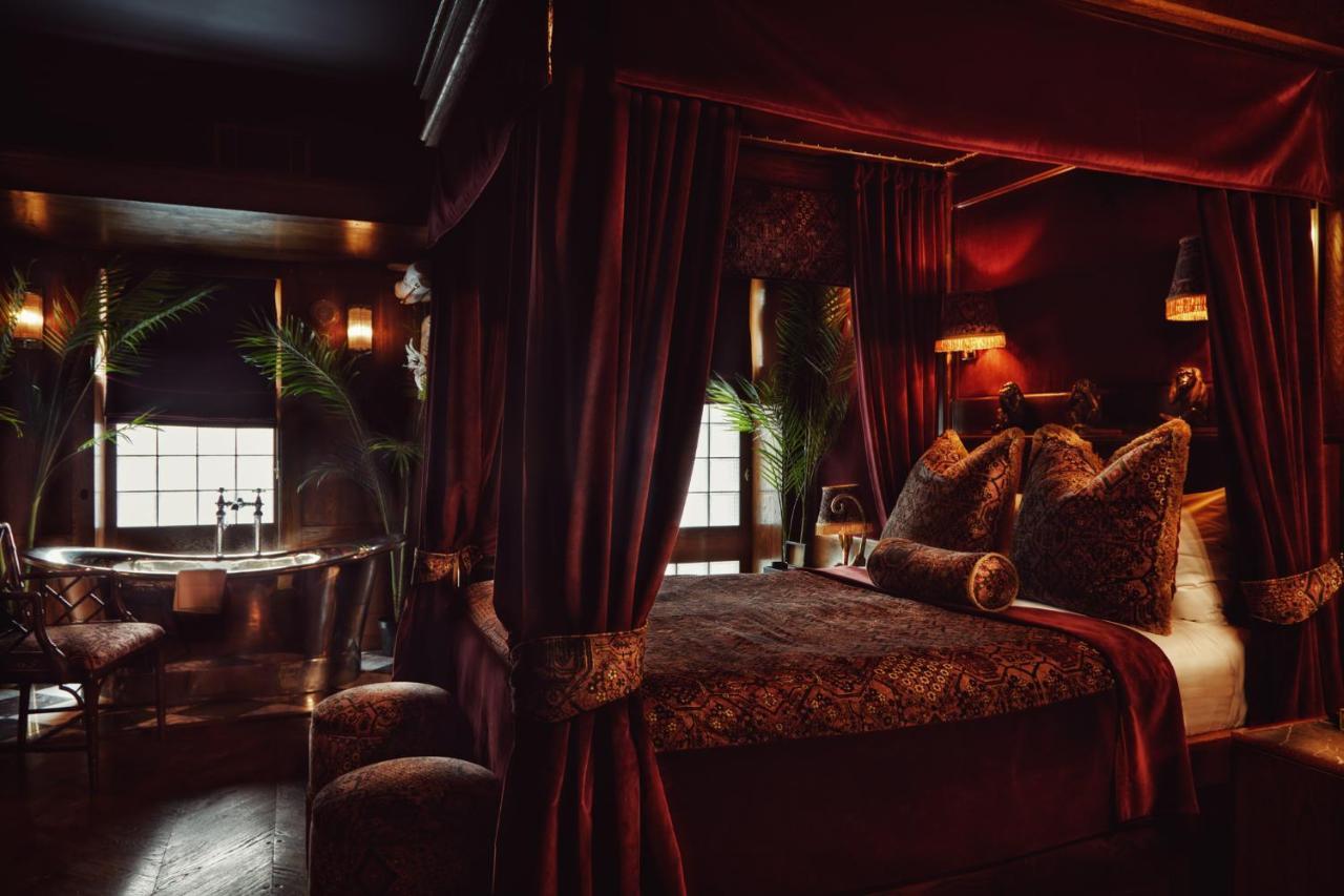 Hotel House Of Gods Royal Mile Edinburgh