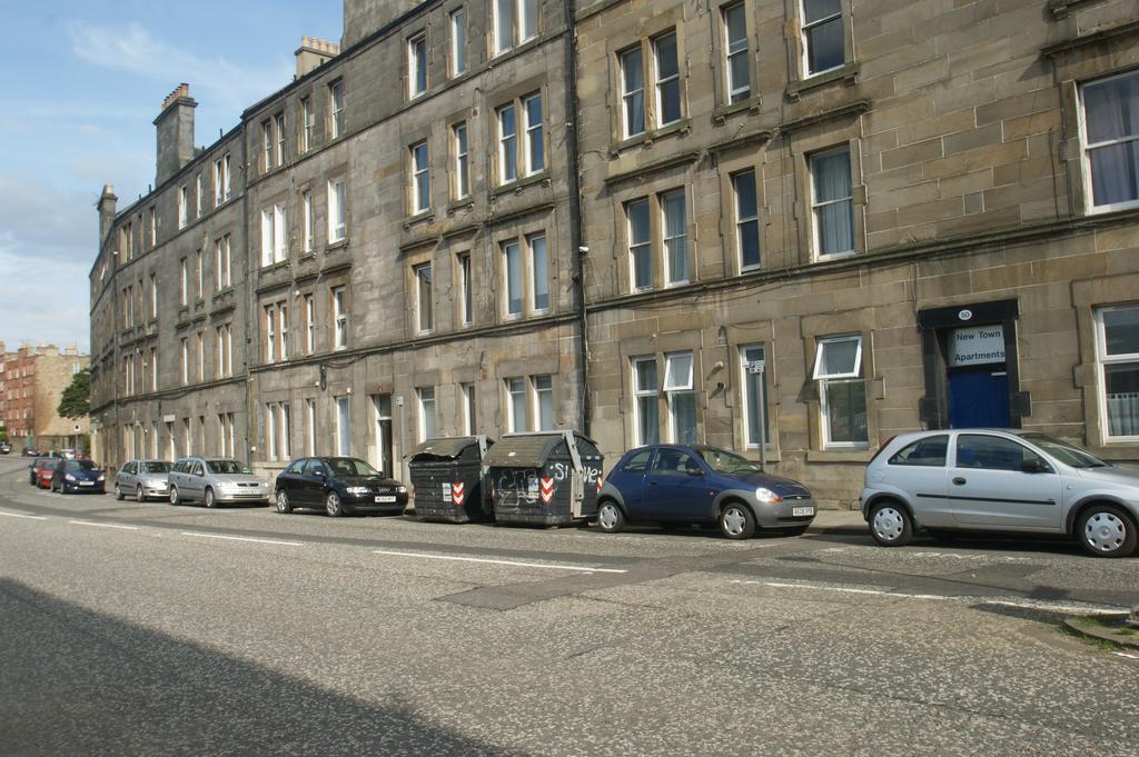 Capital -50 Broughton Road Apartment