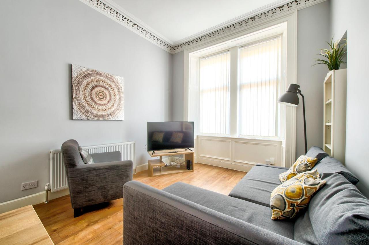 Sleeps 6 Free Parking Edinburgh