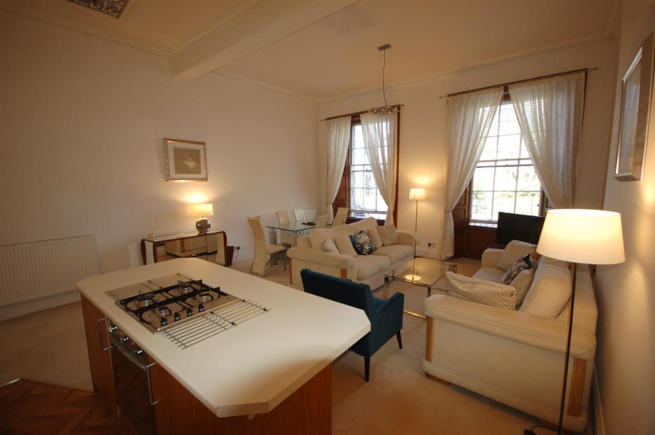 Flats Company - Queen Street - Centre Apartment *