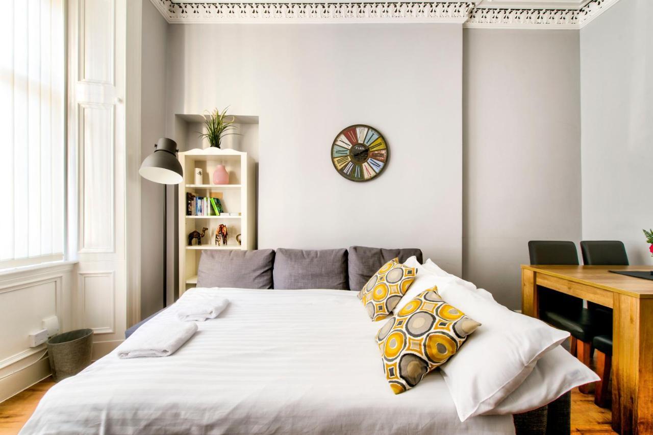 Sleeps 6 Free Parking * Edinburgh