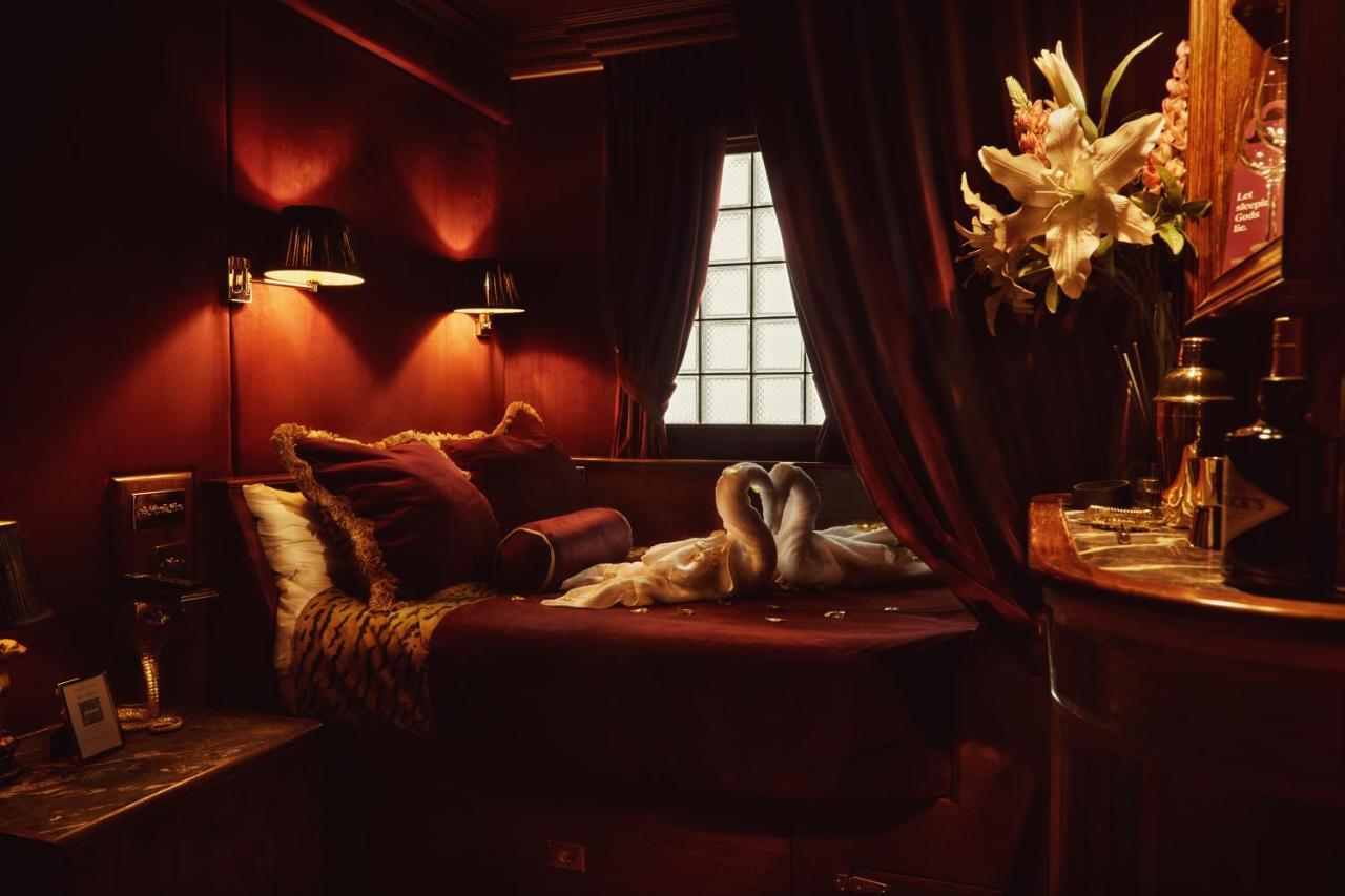 House Of Gods Royal Mile Hotel 4*