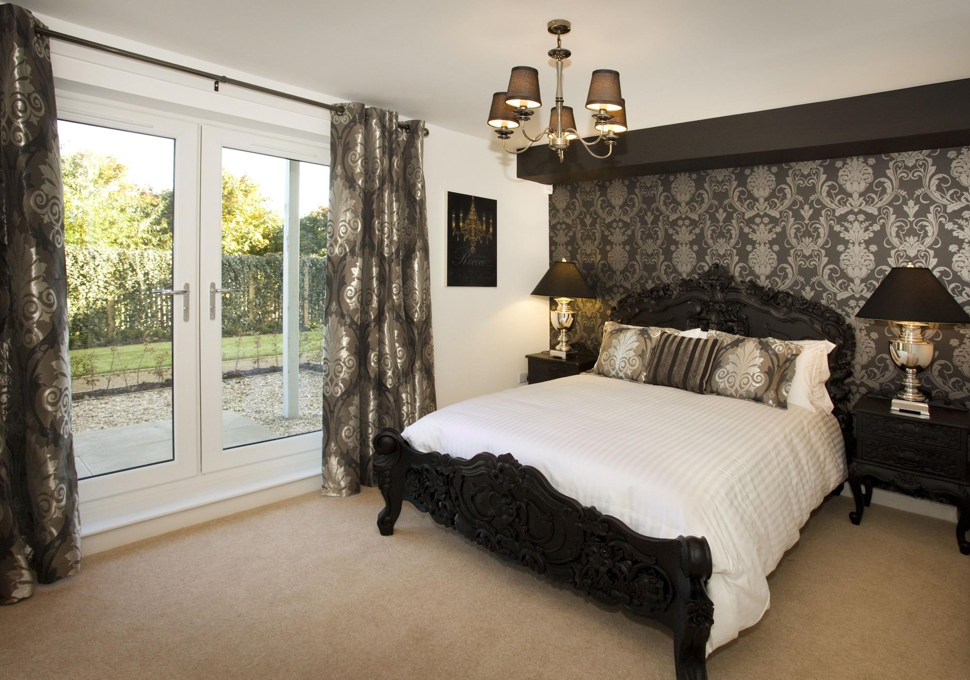 Oakhill Apartment *