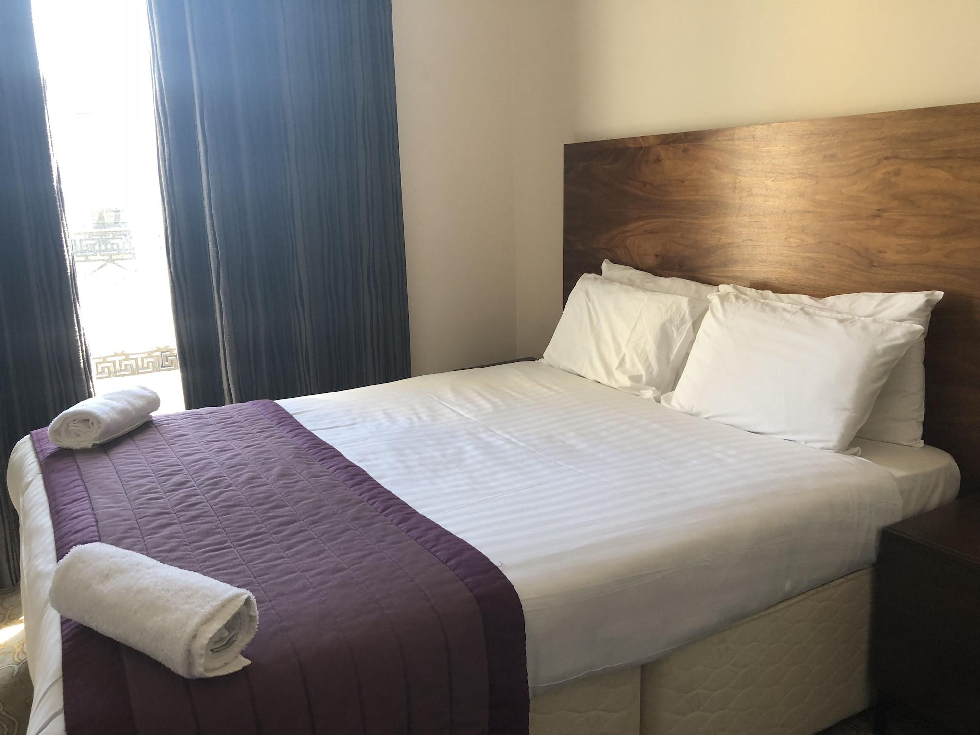 Aparthotel Cairn & EDI