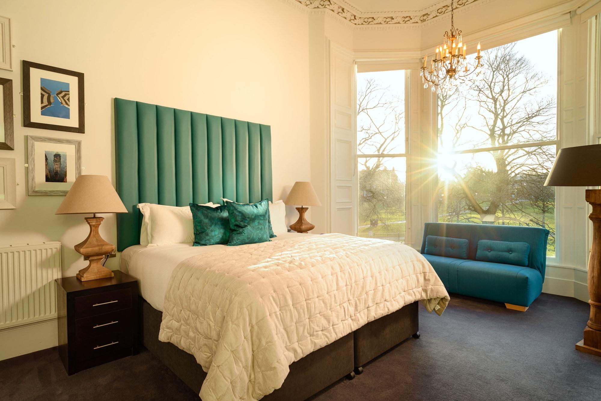 Black Ivy Hotel 4*