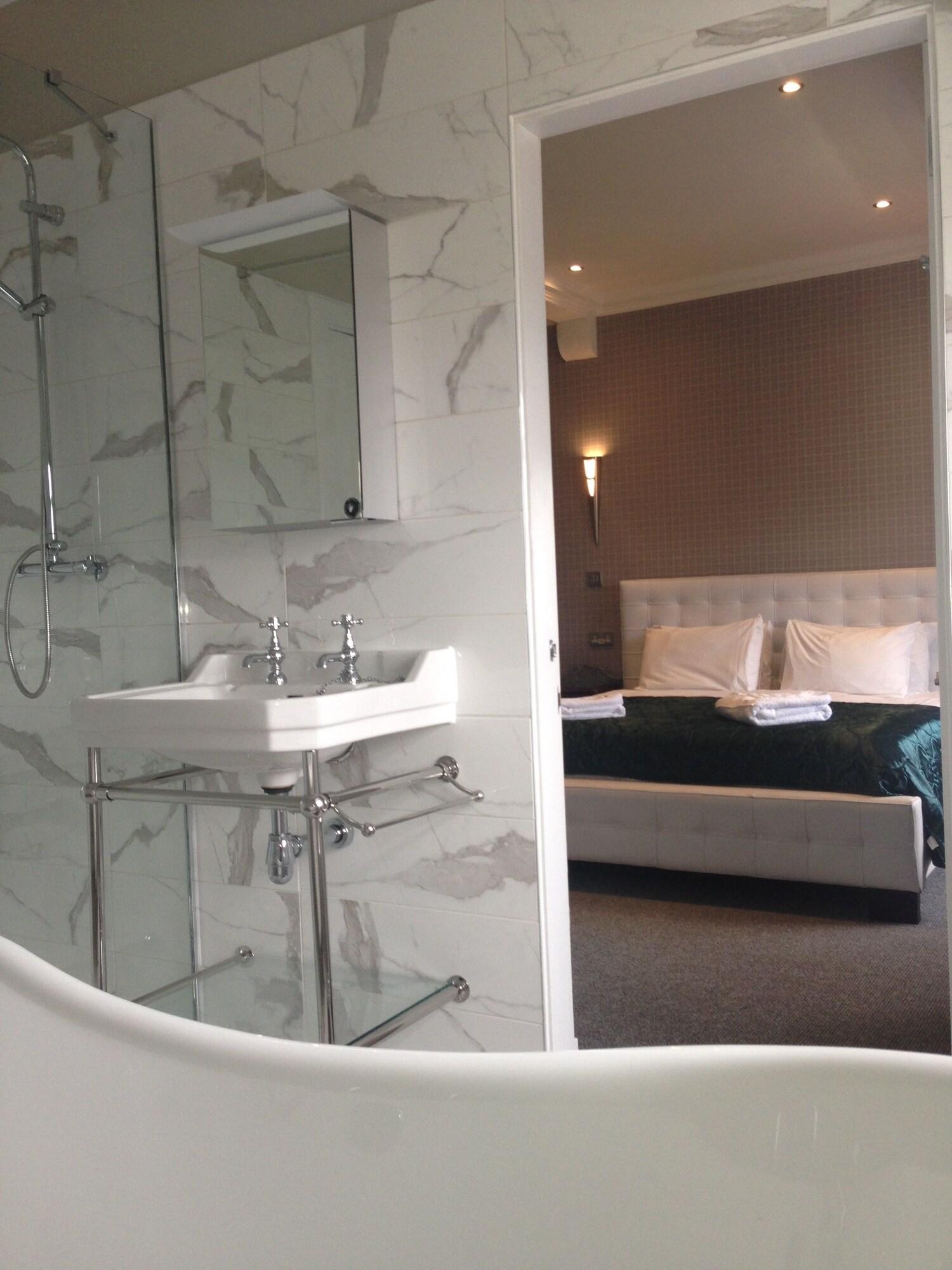 The Inverleith * Edinburgh