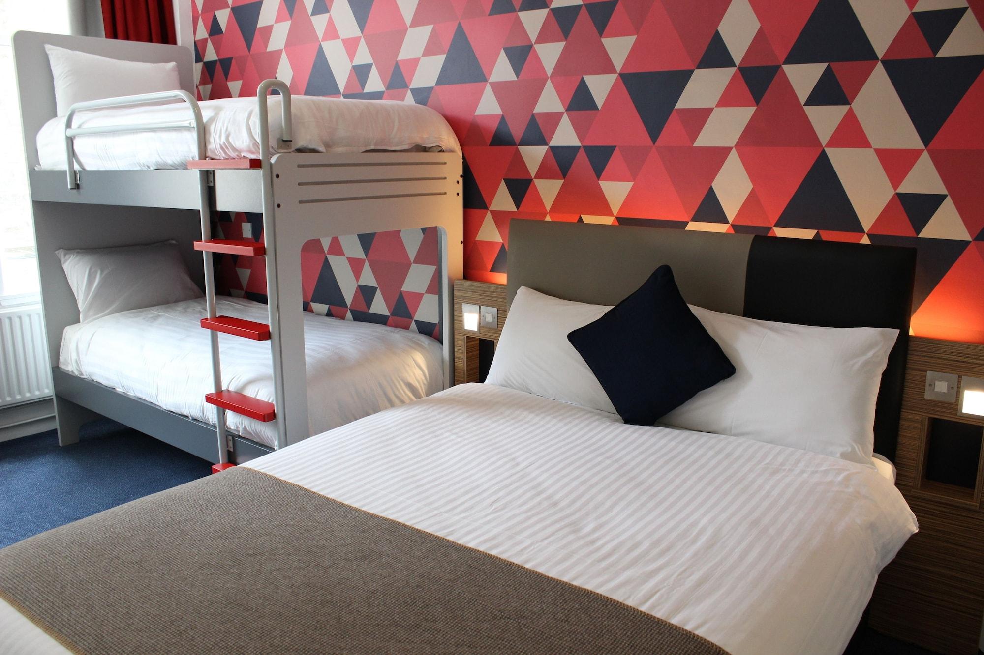 Cityroomz Edinburgh 3* EDI