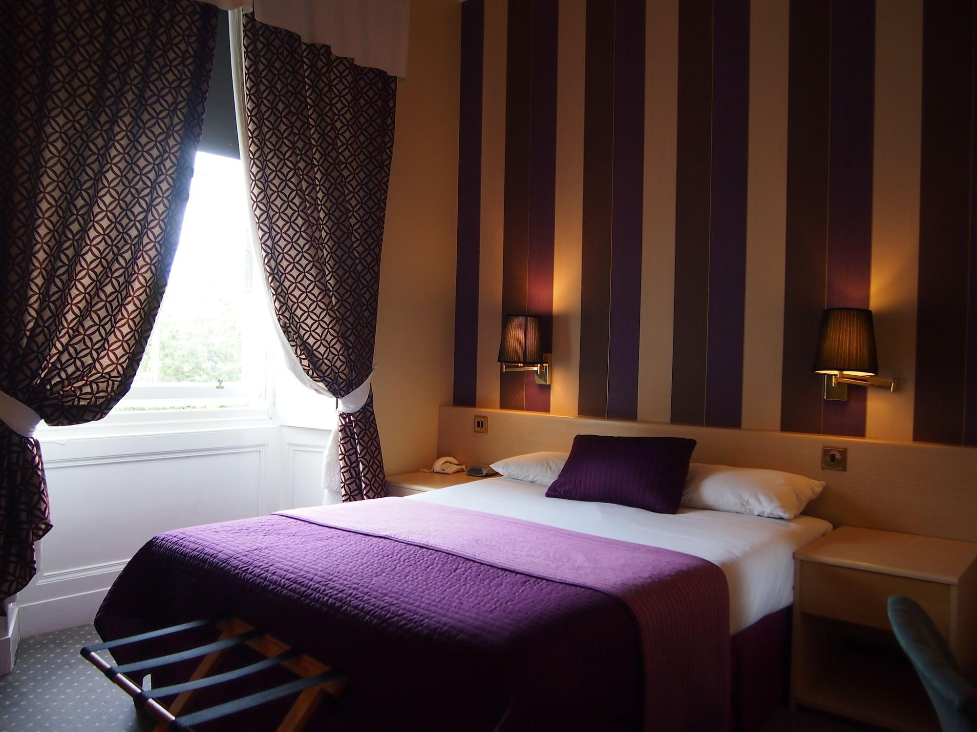 Thistle 3* EDI
