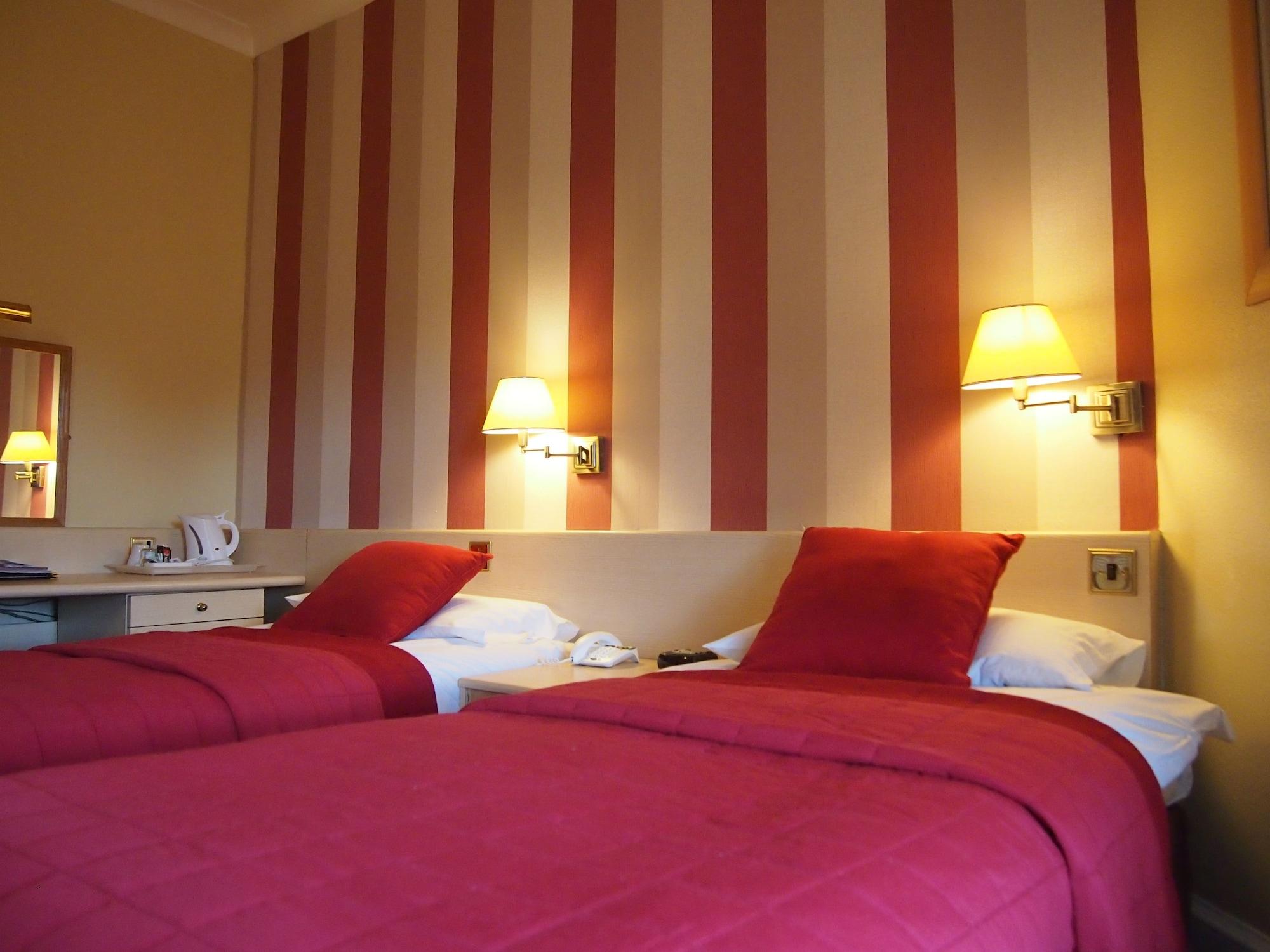 Hotel Thistle