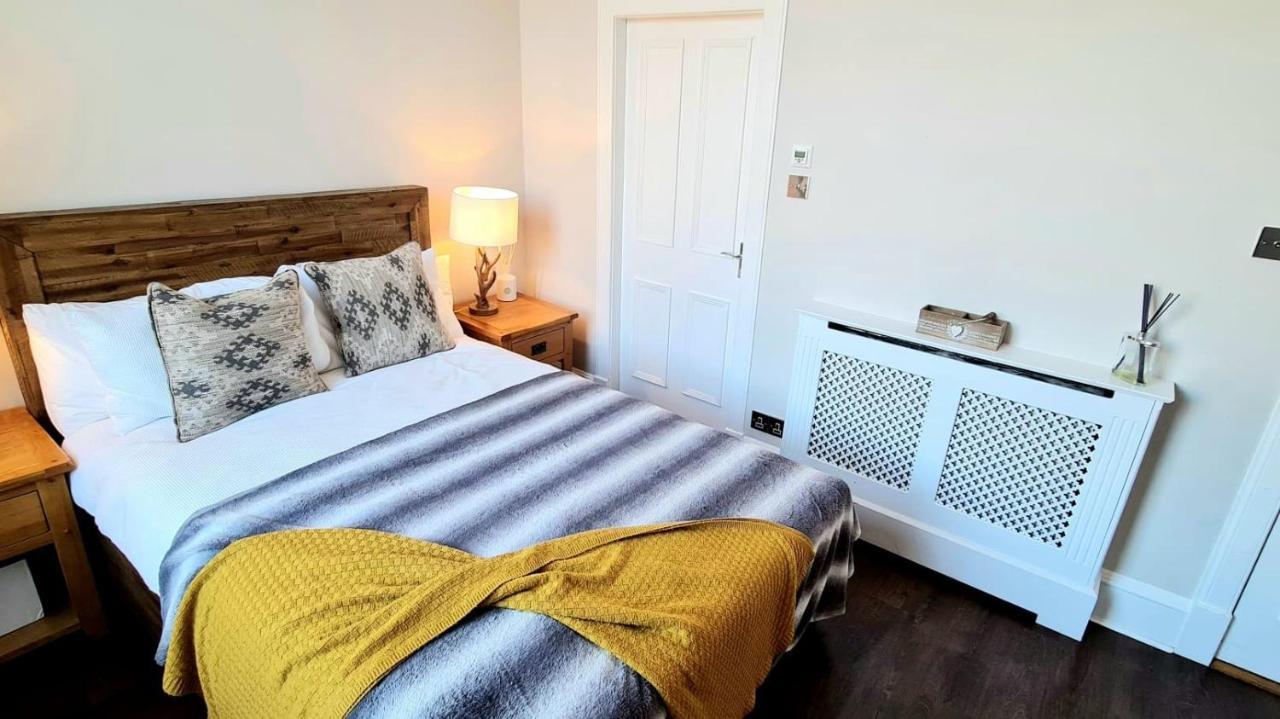 Stunning 2 Bedroom Georgian * Edinburgh