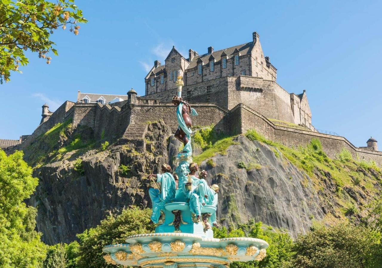 Stunning 2 Bedroom Georgian Edinburgh