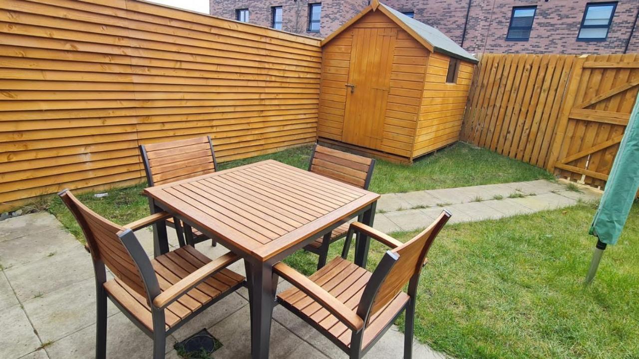 Beautiful 2 Bedroom House In Ferienhaus *