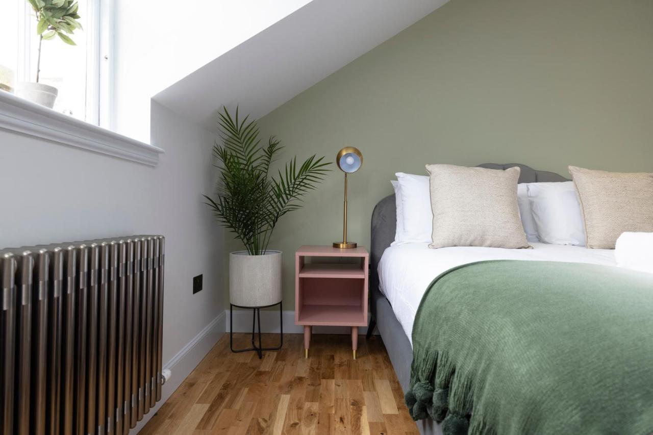 Apartment Dragon Luxury Serviced At Alva Street