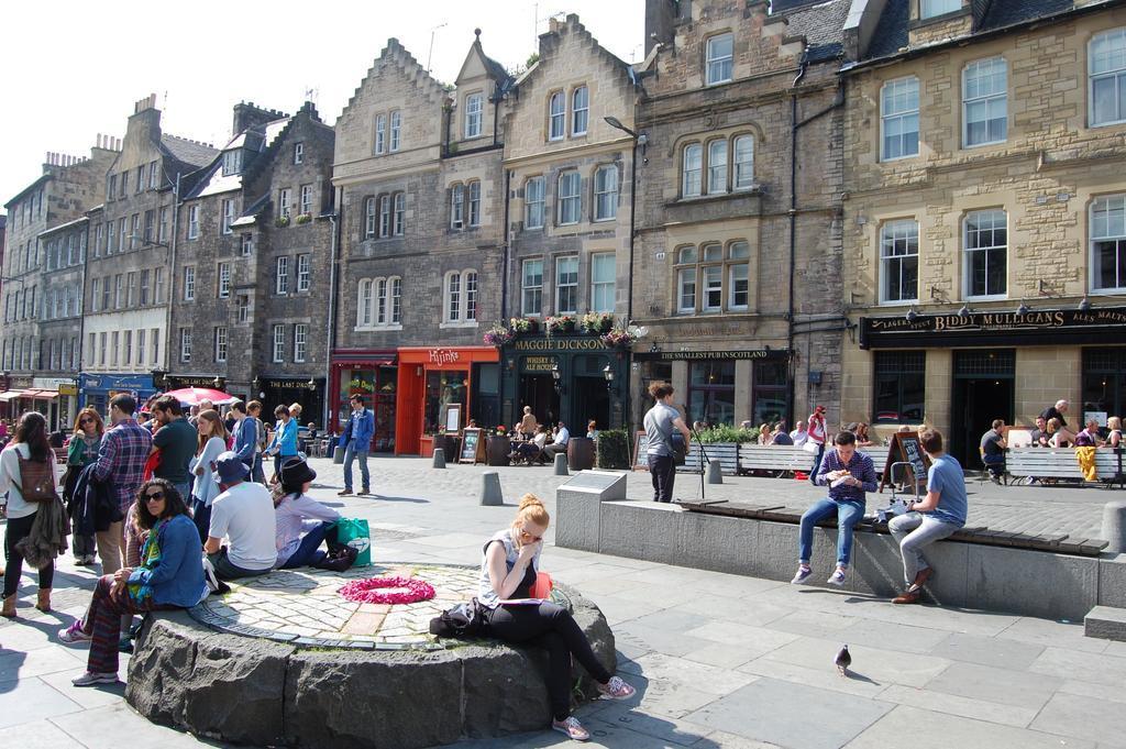 Grassmarket-old Town * Edinburgh
