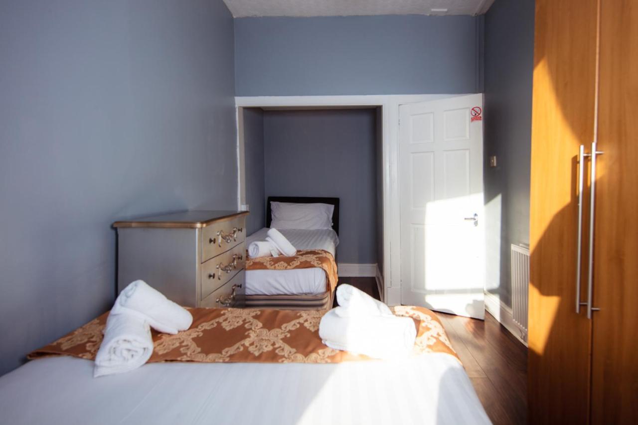 Super Central 4bedroom At The Meadows Apartment *