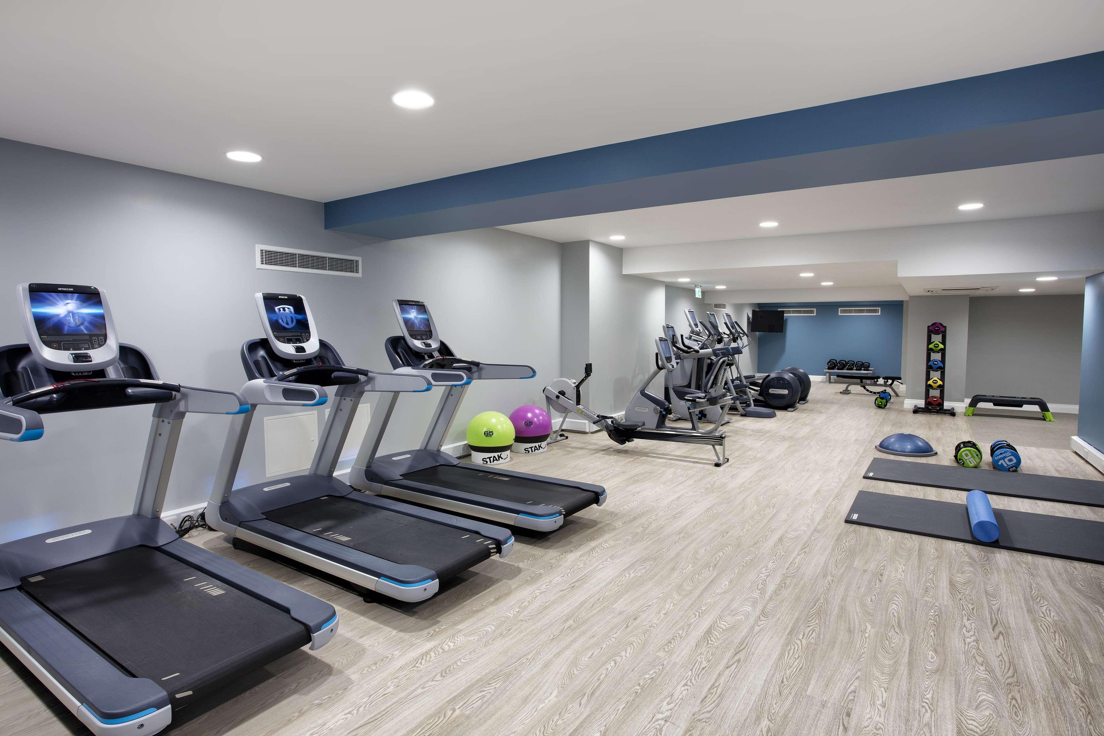 Hilton Carlton 4* Edinburgh