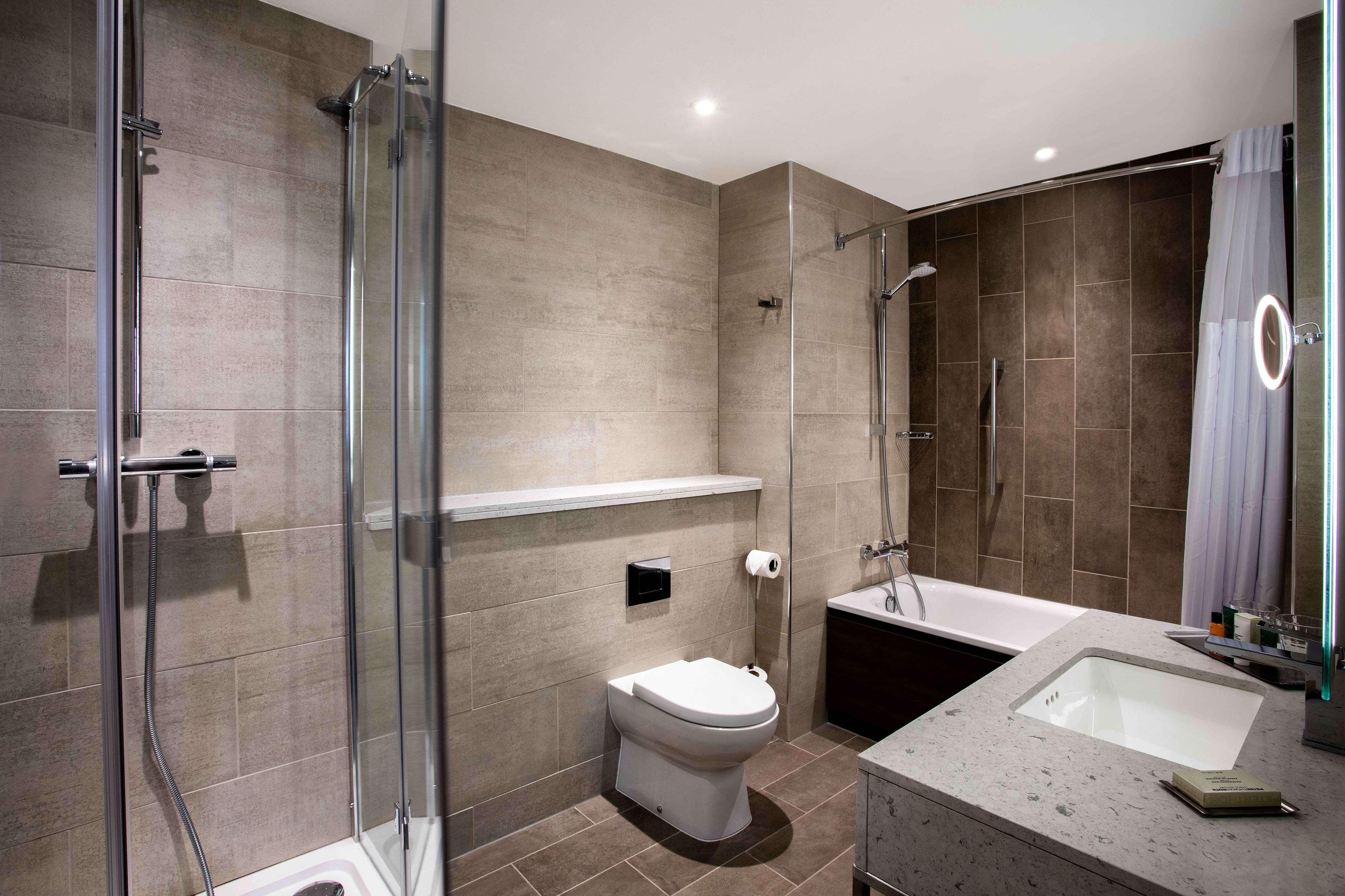 Hilton Carlton Hotel 4*