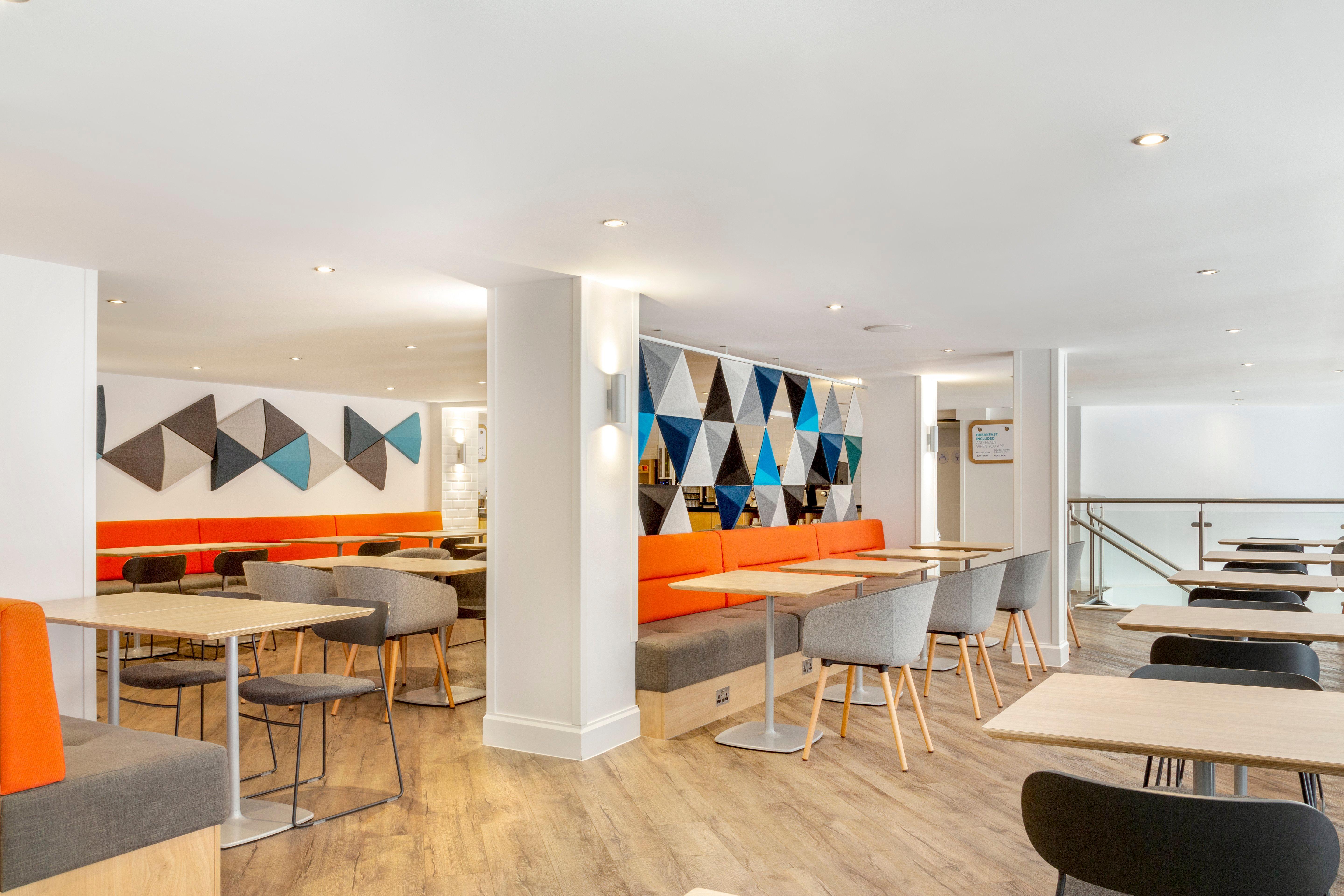 Express Centre By Ihg 3*