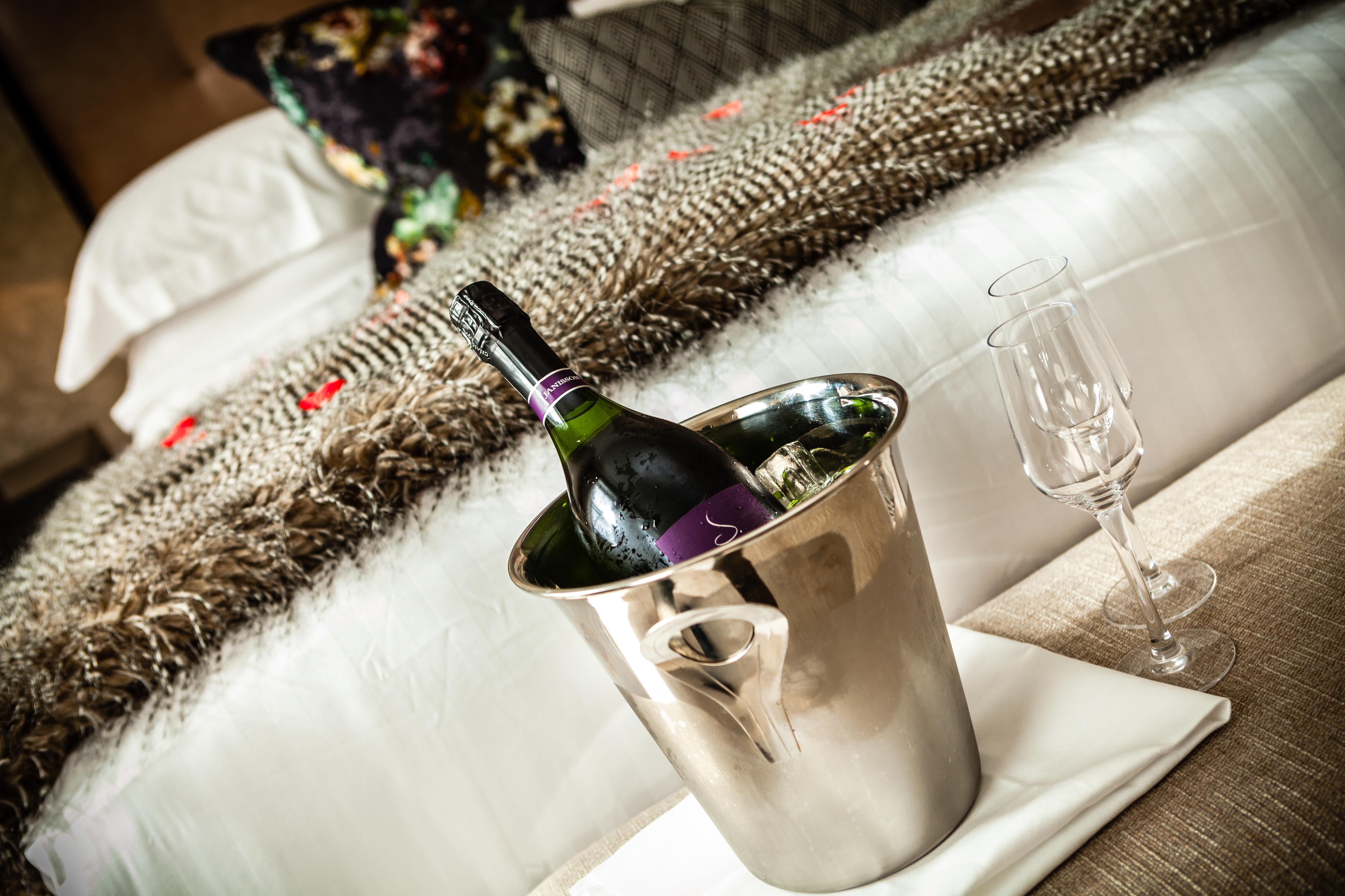 Nira Caledonia 4* Edinburgh