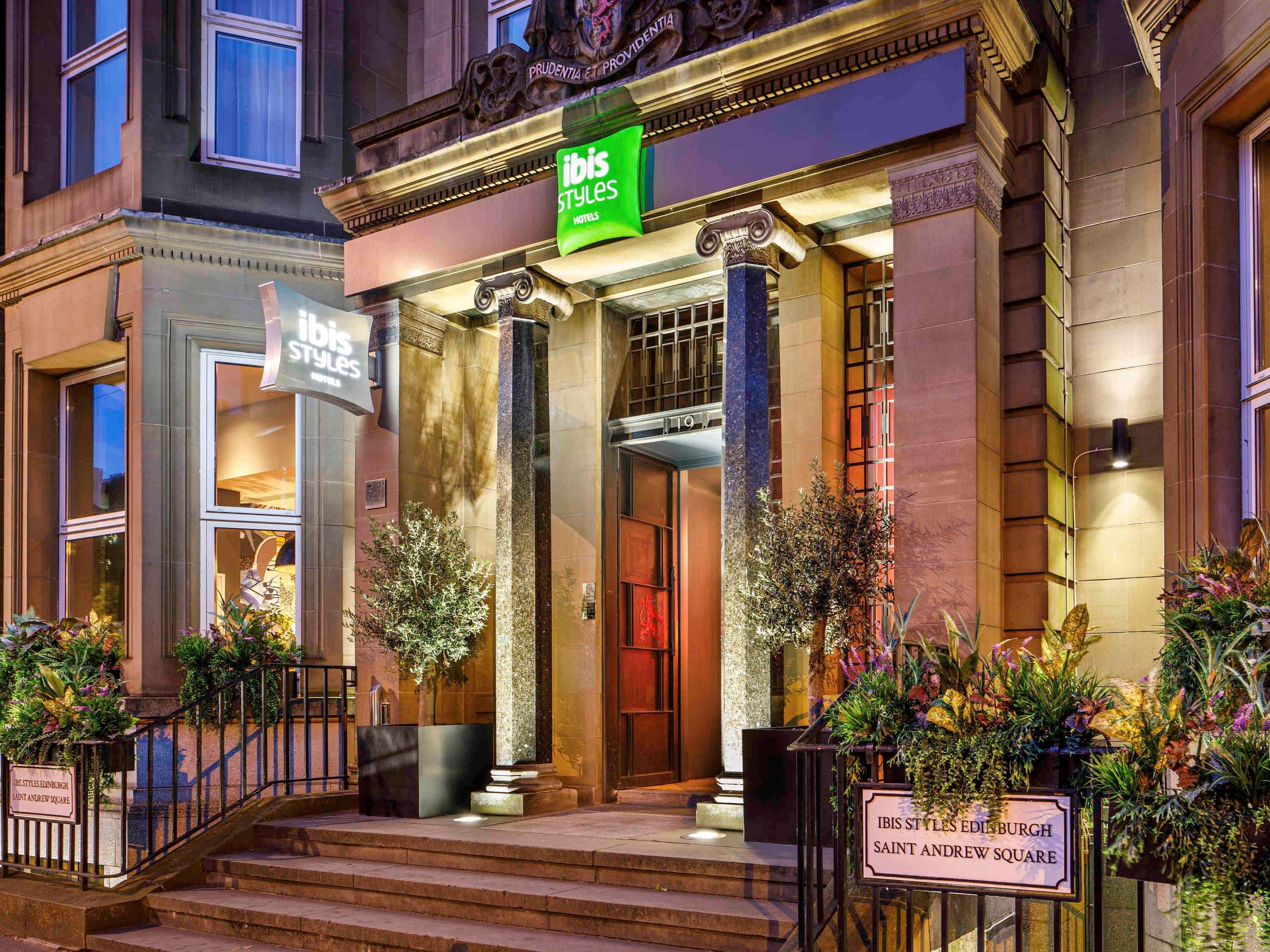 Hotel Ibis Styles St Andrew Square 3*