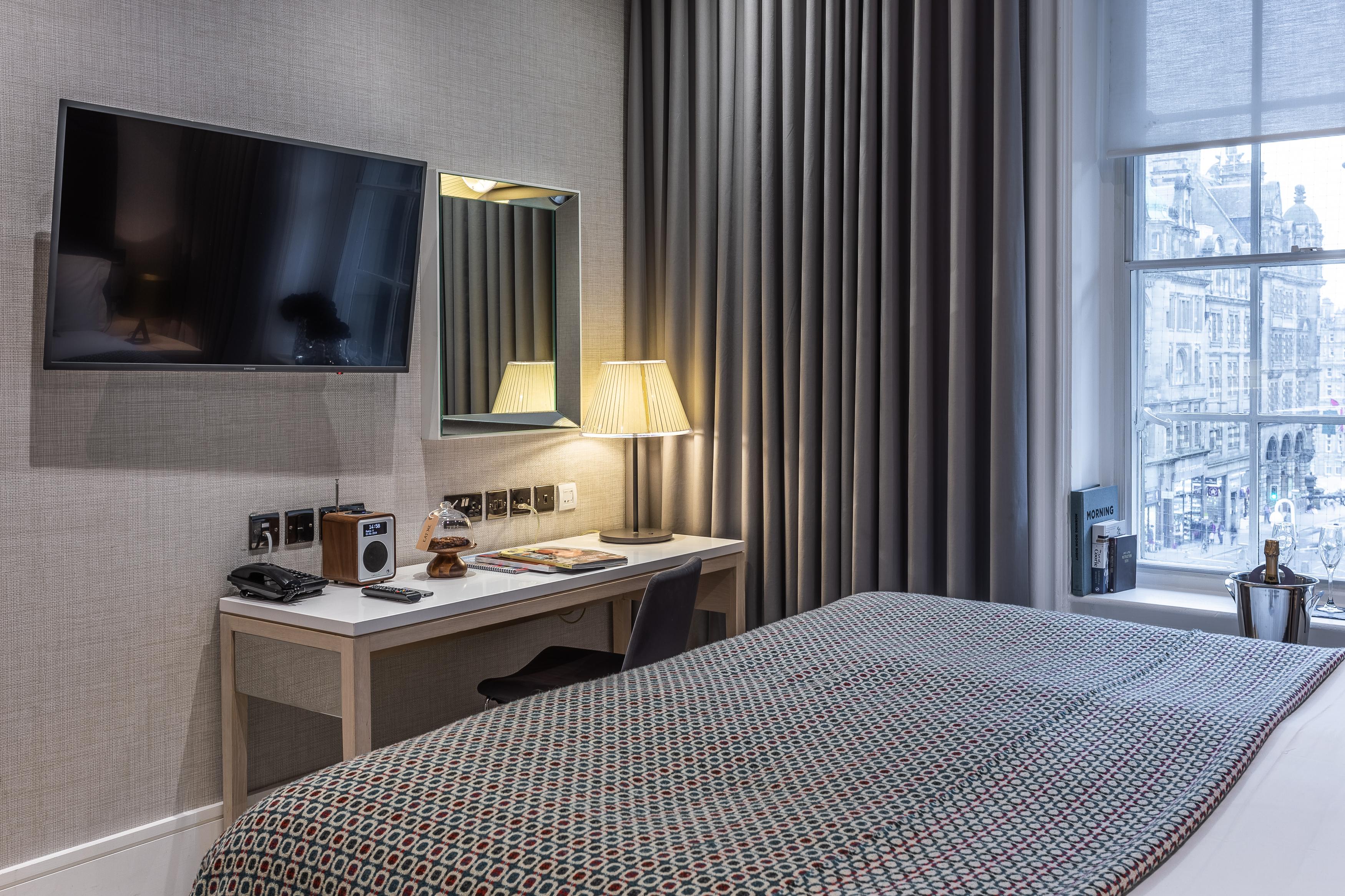 The On The Mile 4* Edinburgh
