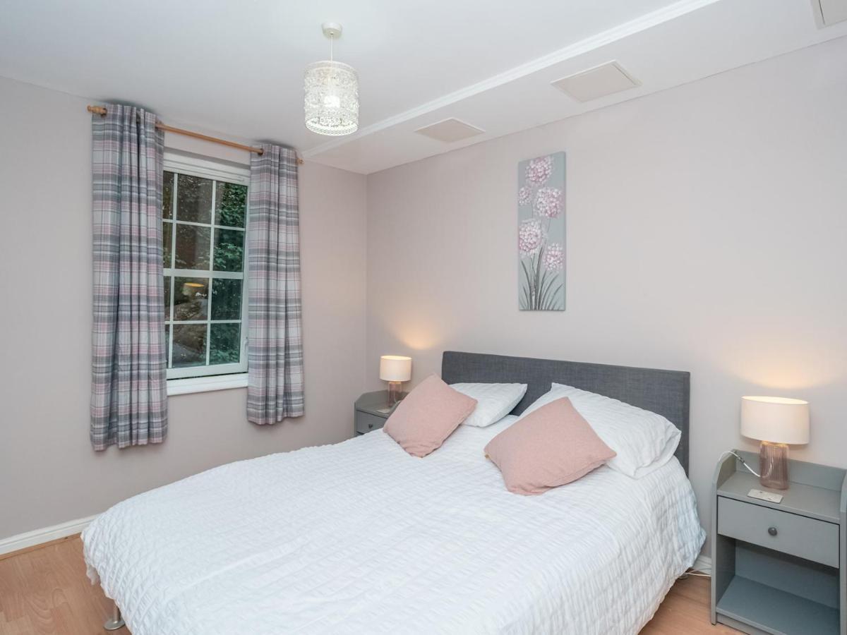 Modern Renovated 2bed Flat With Free Parking EDI