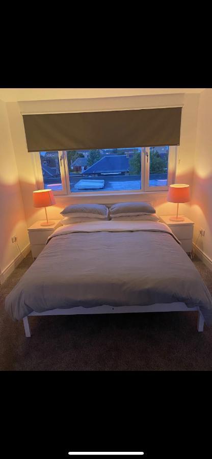 Perfect 4 Bedroom 2 Bathroom Holiday home Edinburgh