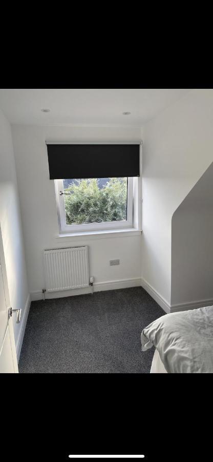 Perfect 4 Bedroom 2 Bathroom Edinburgh