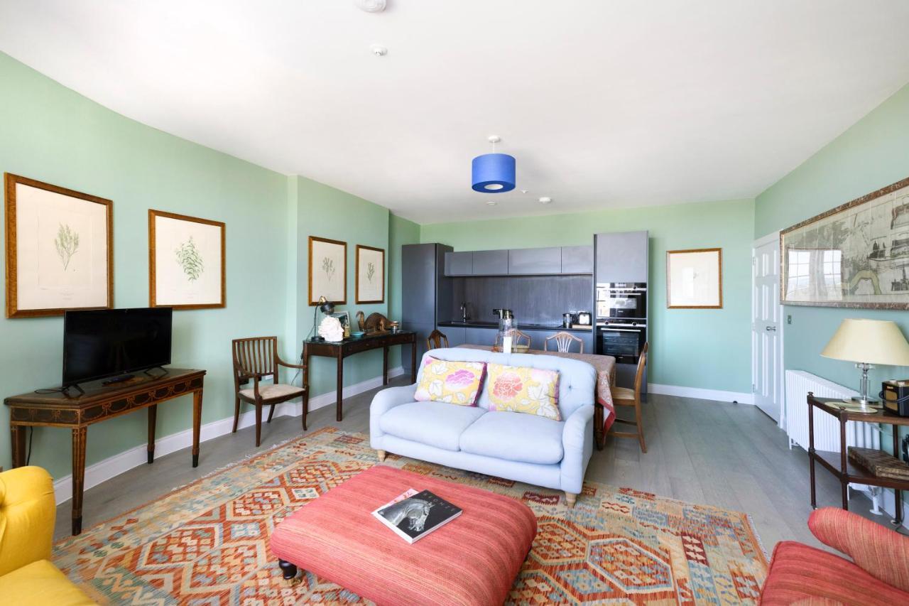 Joivy Inviting Flat At The Heart Of * Edinburgh