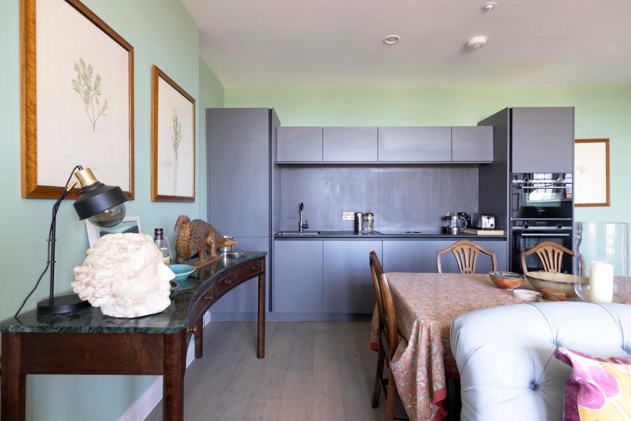 Joivy Inviting Flat At The Heart Of * Edinburgh