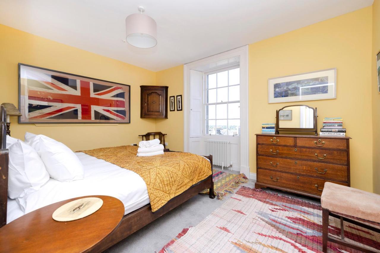 Joivy Inviting Flat At The Heart Of Apartment Edinburgh