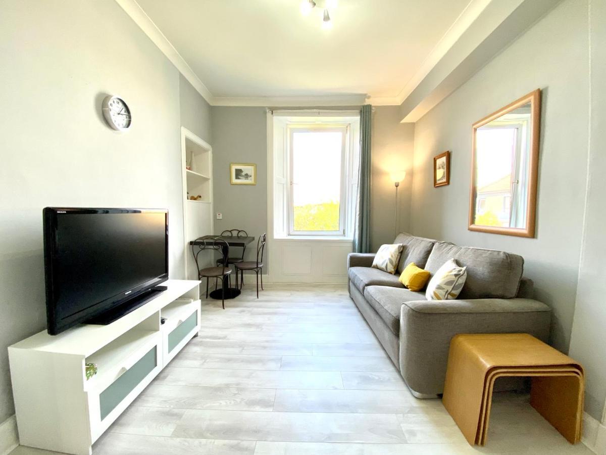 Cozy 1 Bedroom Tenement Flat Apartment EDI
