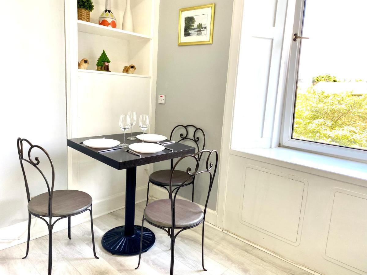 Cozy 1 Bedroom Tenement Flat * EDI